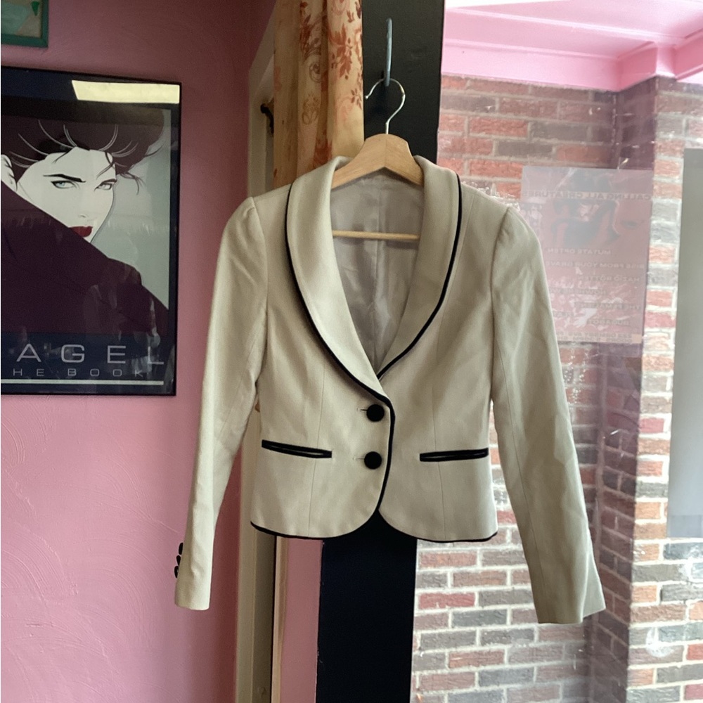 Chic Cream Cropped Blazer with Black Accents